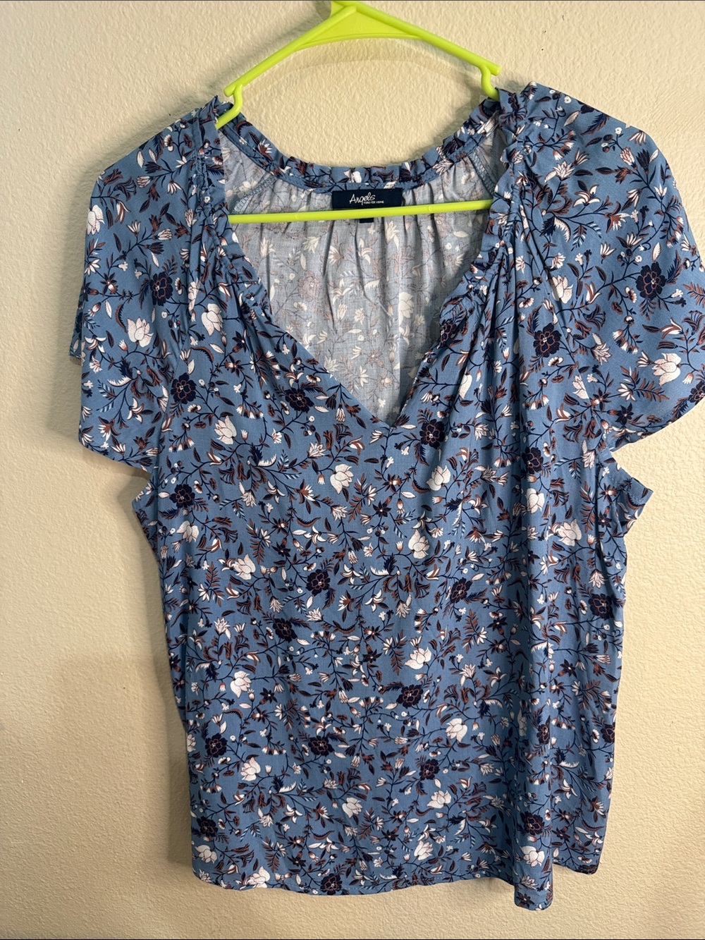 Angels Blue Floral V-Neck Short Sleeve Blouse